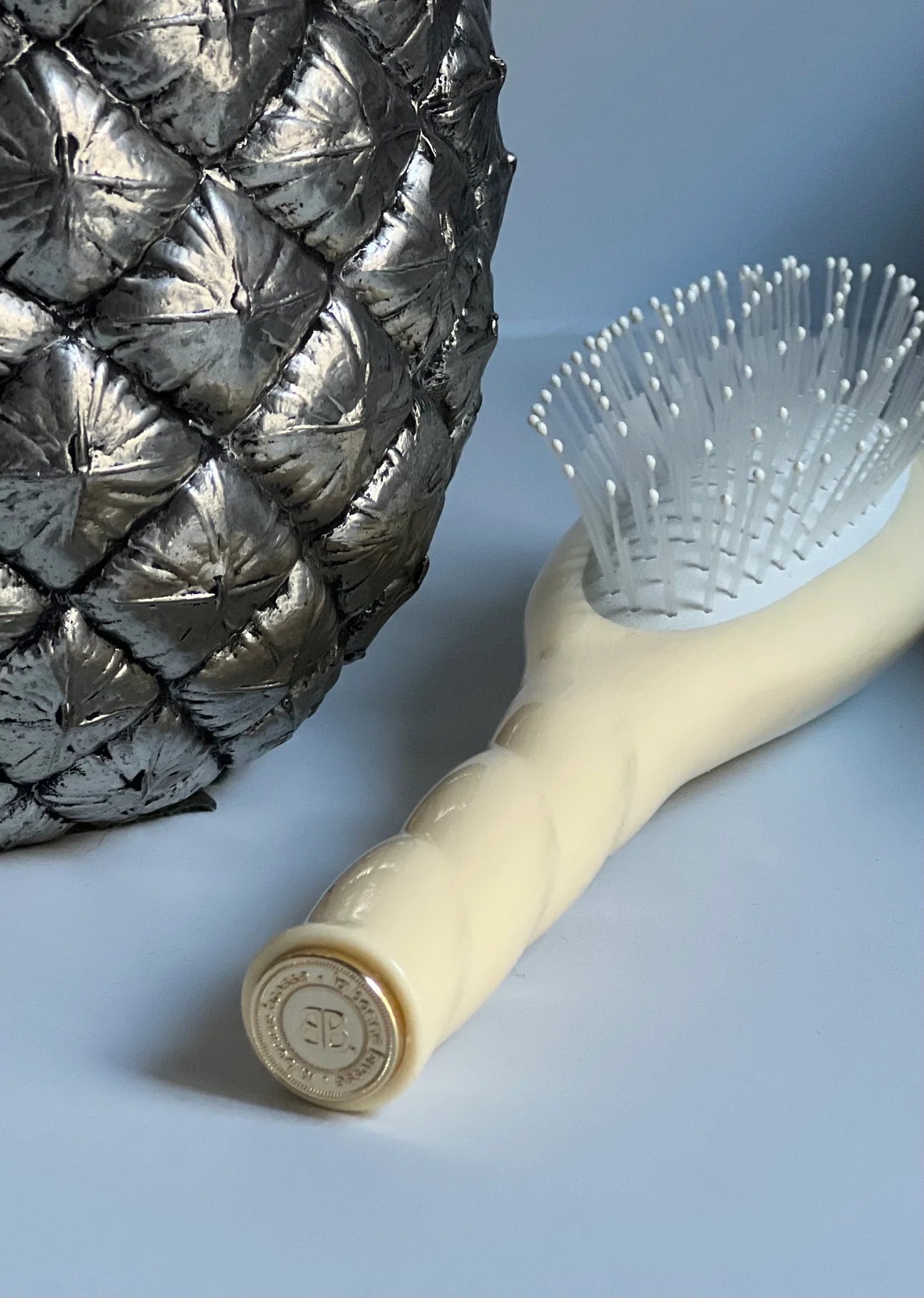 Petite Brosse à cheveux - N°4 LA MIRACLE Ivoire clair - Maison Caldeira