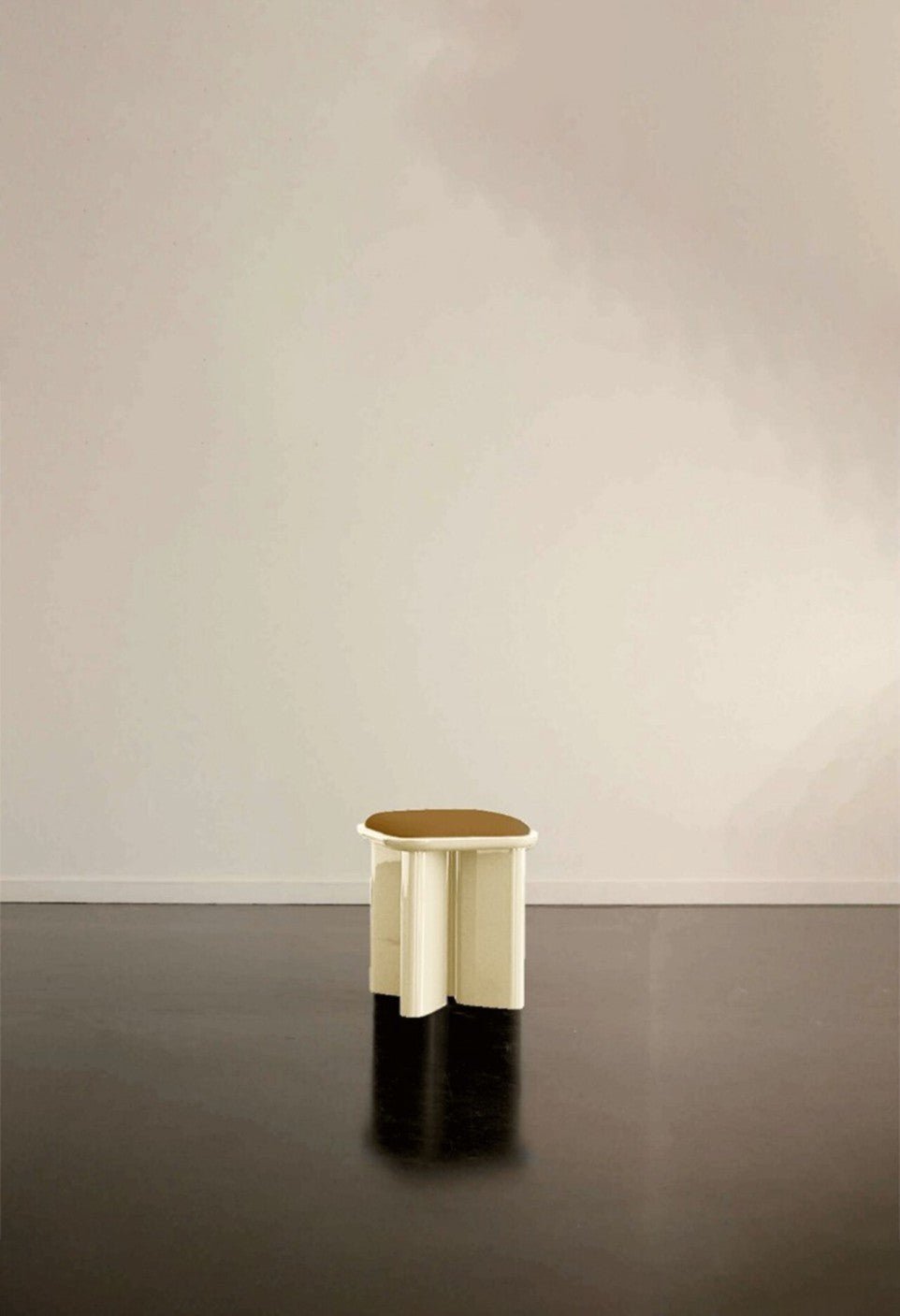 Pouf Lazare - Laqué Crème - Maison Caldeira