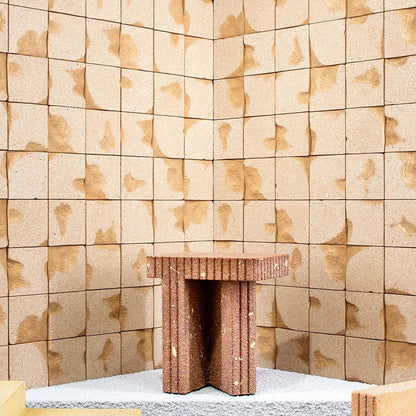 Salso -cimento- revêtement mural by Patricia Urquiola - Caldeira