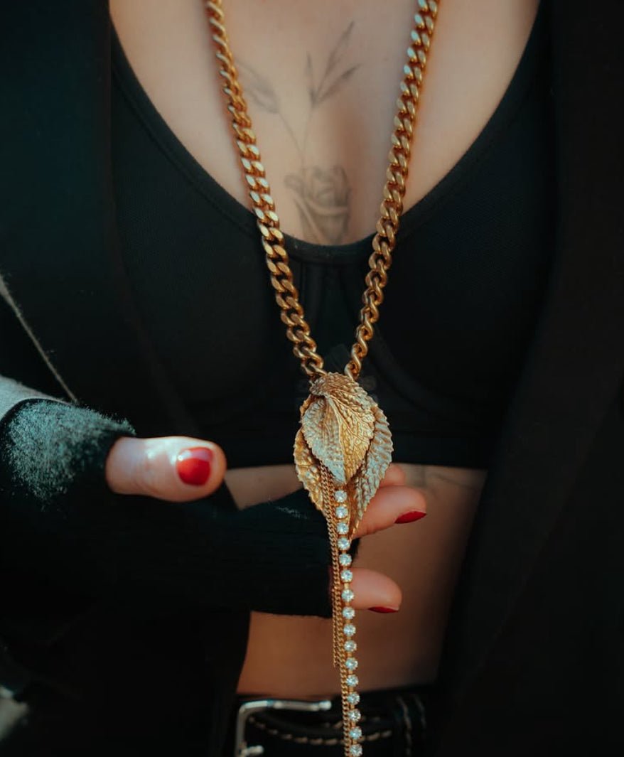 Sautoir Fleur - Or - Perrine Taverniti - Design Contemporain - Maison Caldeira