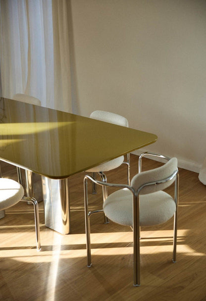 Table À Manger Chrysoline - Laqué Ambre - Maison Caldeira