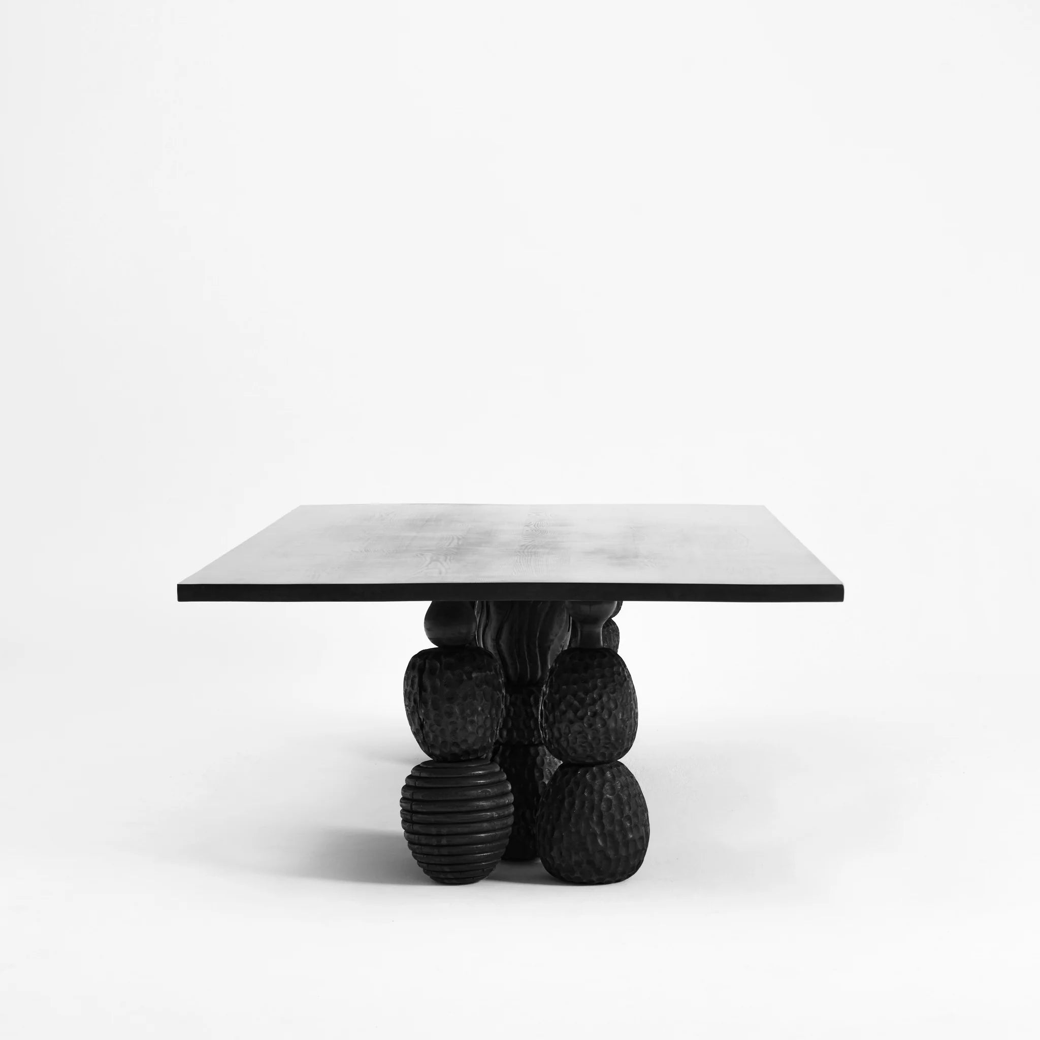 Table à Manger Menina - Châtaignier - Maison Caldeira