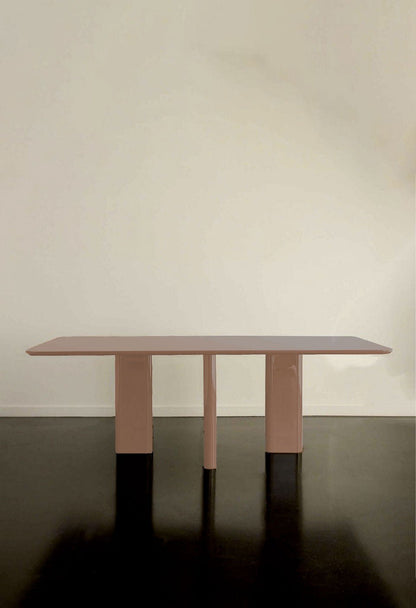 Table A Manger Rectangulaire Joe - Bois Laqué Cranberry - Maison Caldeira