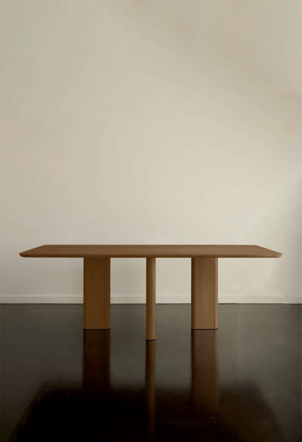 Table A Manger Rectangulaire Joe - Frêne Finition Noyer - Maison Caldeira