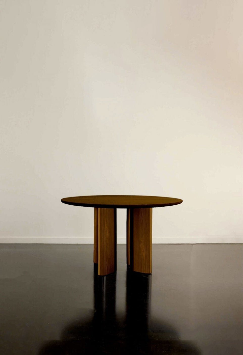 Table A Manger Ronde Joe - Finition Teck - Maison Caldeira