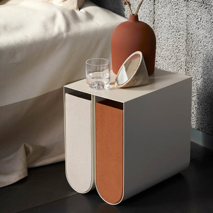 Table d'appoint courbée - Beige - Kristina Dam studio - Scandinave - Maison Caldeira