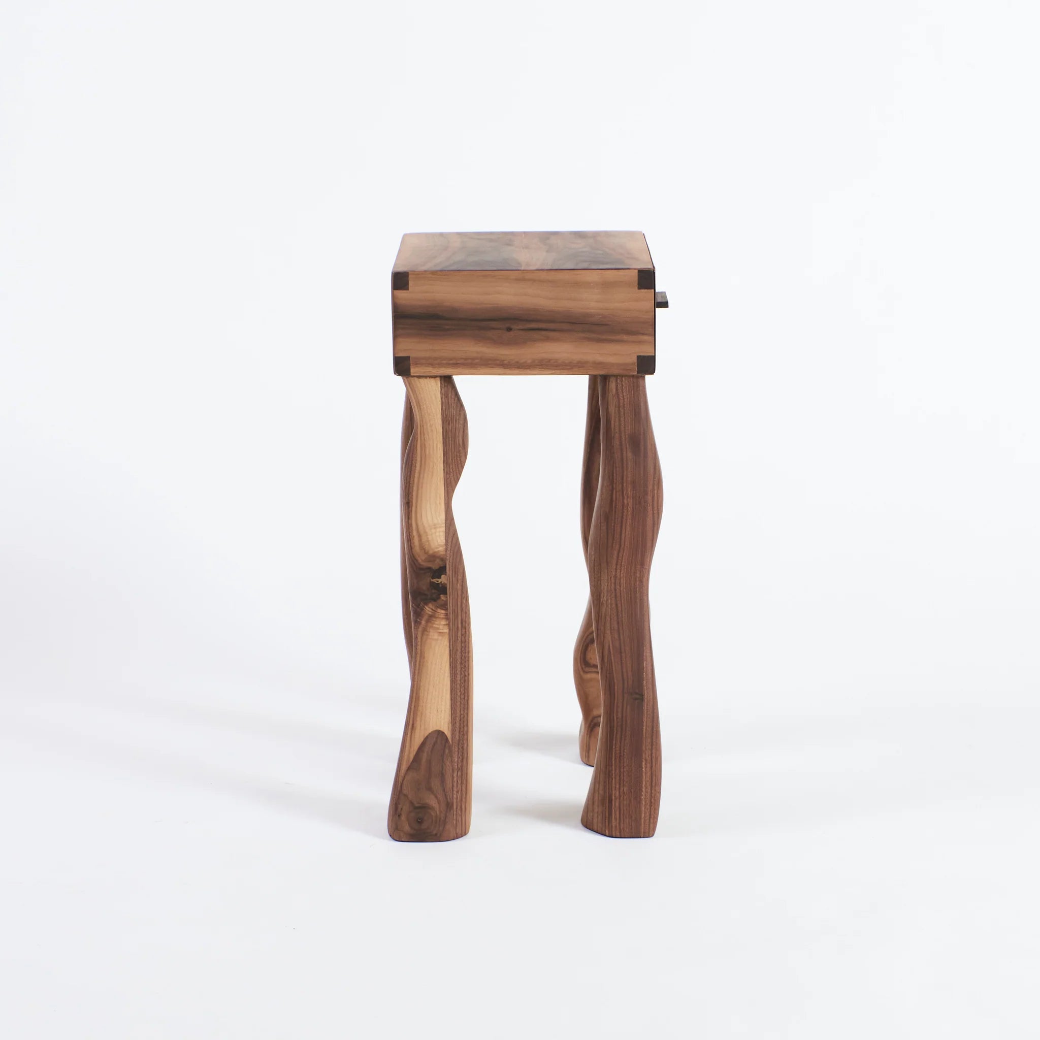 Table de Chevet avec Tiroir en Châtaignier. - Maison Caldeira