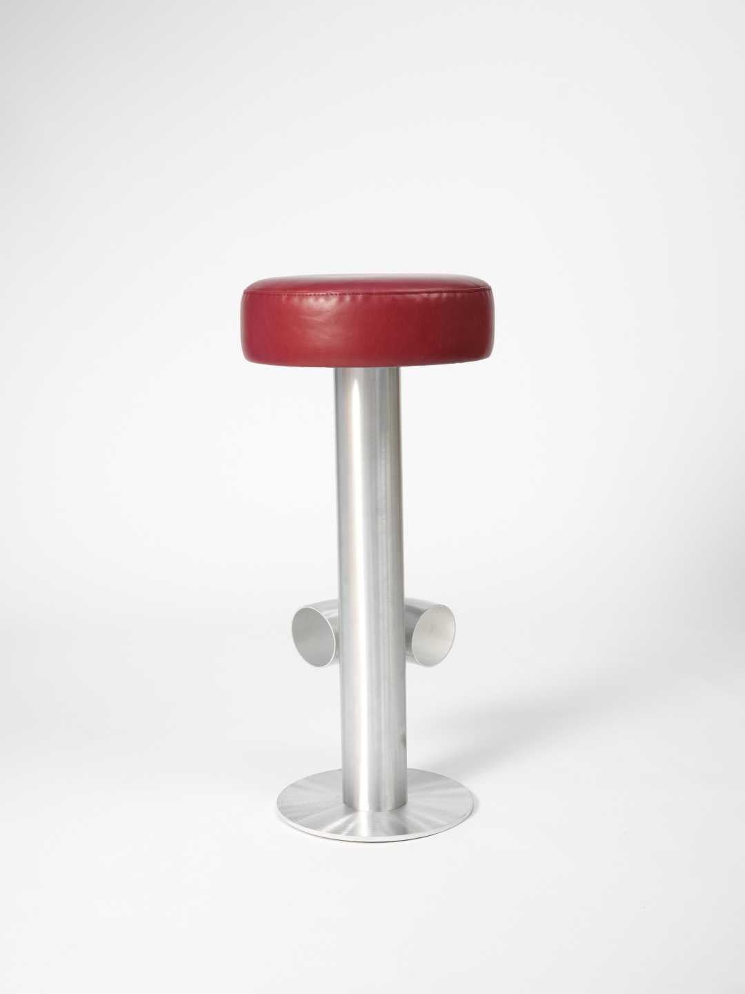 Tabouret de bar aluminum et cuir rouge - Axel Chay - Design Contemporain - Maison Caldeira