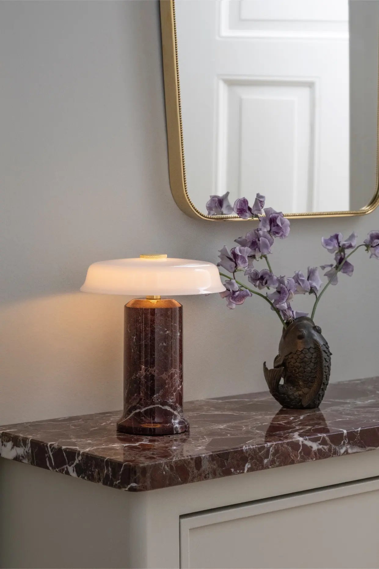 Trip No. 2 marbre vert – Lampe nomade design en marbre et verre soufflé - Caldeira