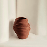 Vase Alfonso en Grès Sculpté - Brique - Maison Caldeira