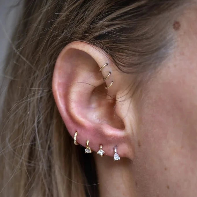 Boucle d’oreille « La prétentieuse » - Or blanc 18 carats recyclé et diamants - Maison Caldeira