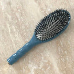 Brosse à cheveux - N°2 L’INDISPENSABLE bleue - Maison Caldeira