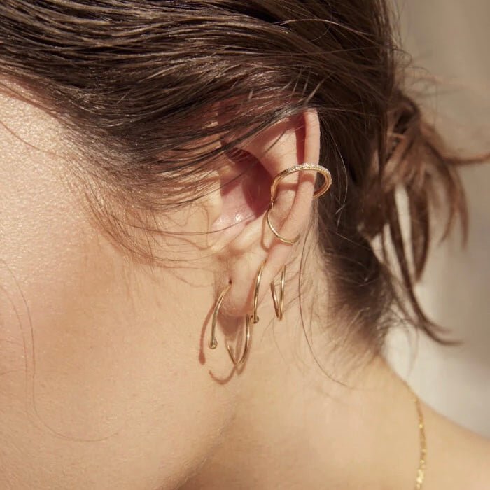 Clip d'Oreille Double Trouble - Or jaune 18 carats recyclé et diamants - Maison Caldeira