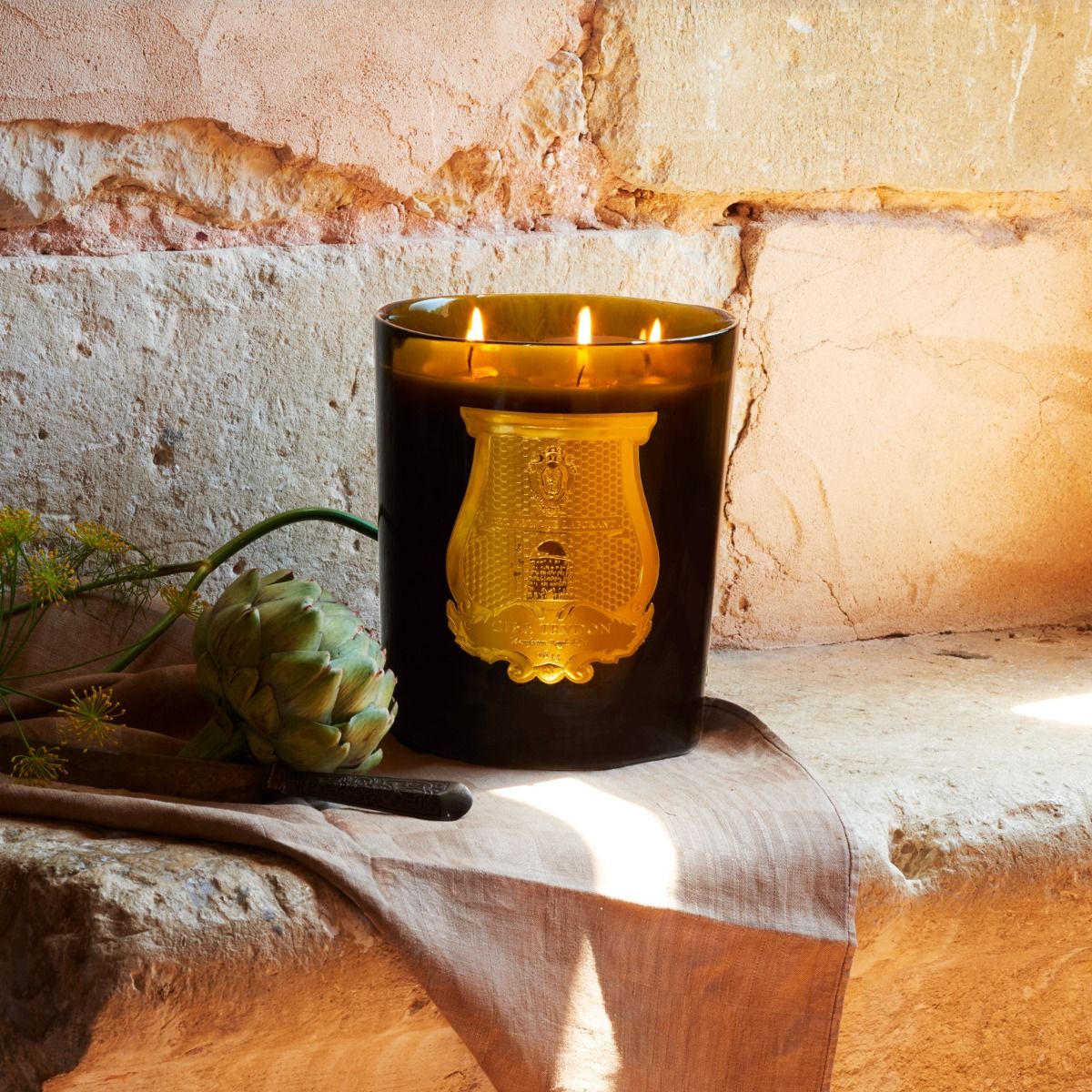 Grande Bougie Parfumée Ernesto (Cuir & Tabac) 2,8Kg - Maison Caldeira