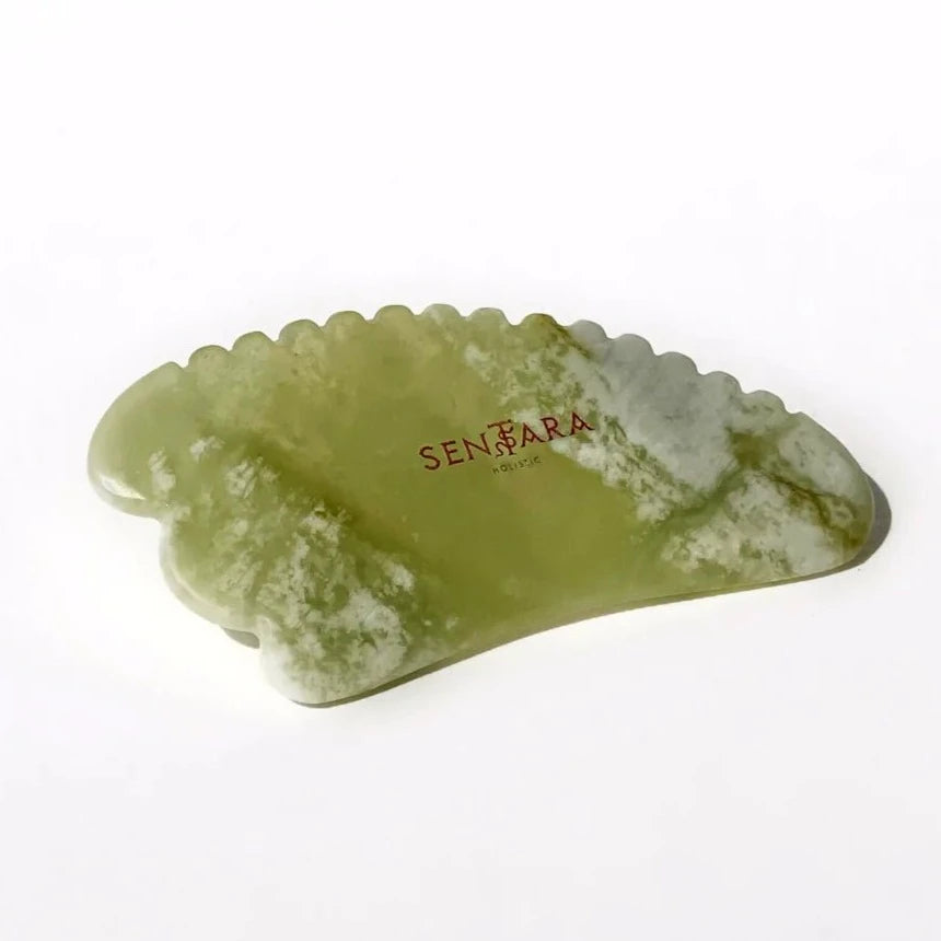 Gua Sha en Jade vert - Corne à dents - Maison Caldeira