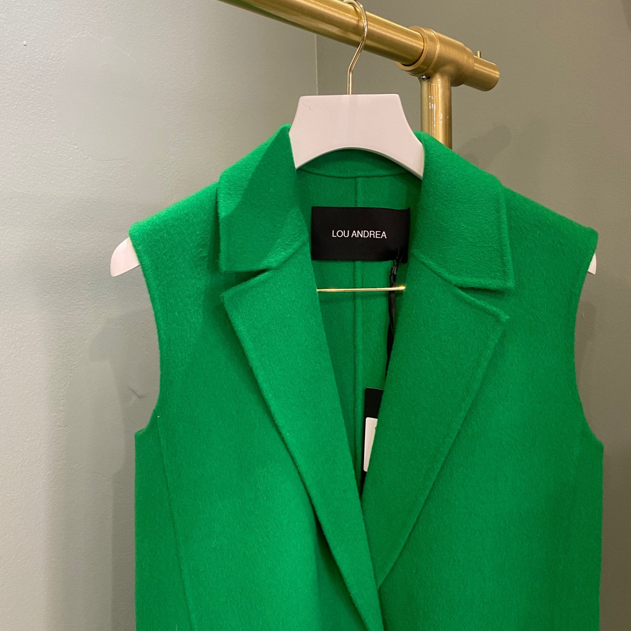 Manteau sans manches « Courchevel » vert - Maison Caldeira