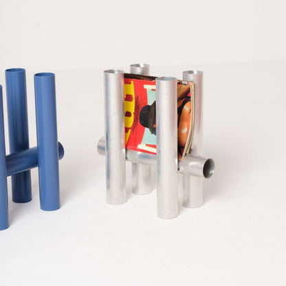 Porte-revues Tubulaires - Bleu - Axel Chay - Design Contemporain - Maison Caldeira