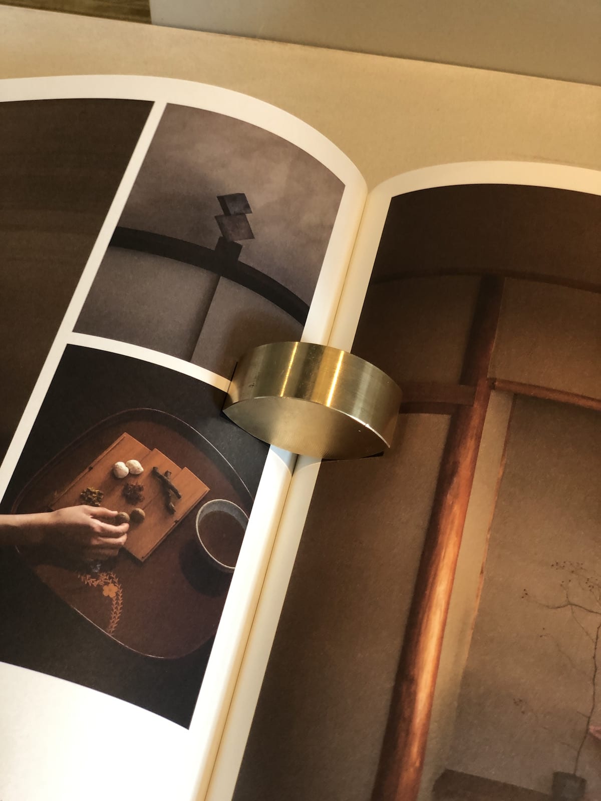 Presse Livre - Amande en laiton - New mags - Design Contemporain - Maison Caldeira